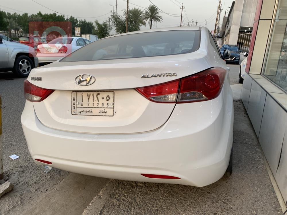 هیوندای ئەلەنترا